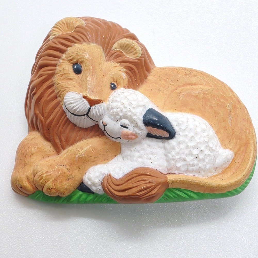 Vintage Hallmark Cards Lion and Lamb Plastic Holiday Springtime Brooch Pin